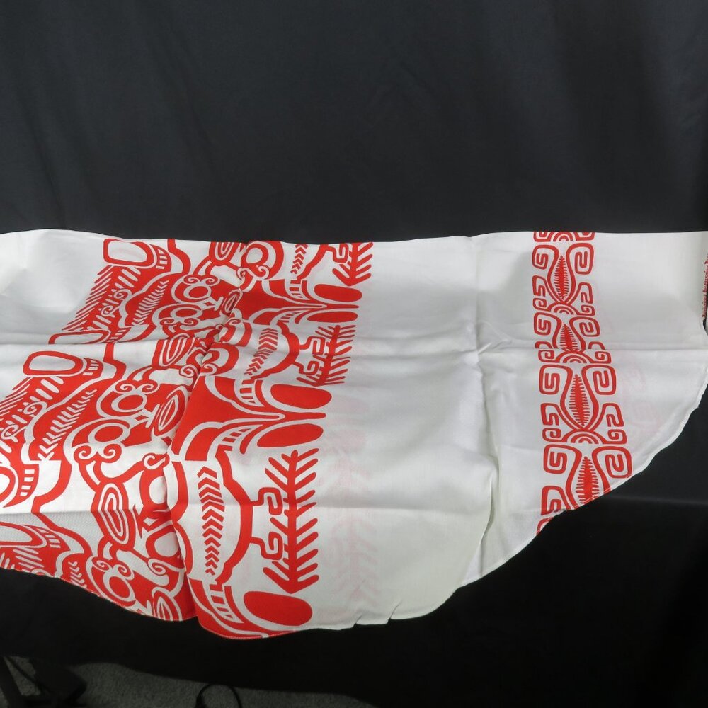 Vintage Tahitian Tablecloth 8 Napkins Hand Round 62 inch Red White Polynesian - Picture 4 of 10